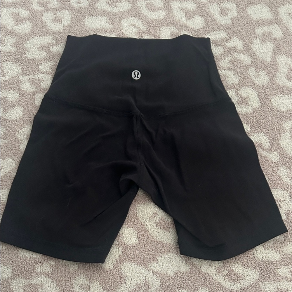 lululemon athletica Black 00 High-Waist Shorts with Red XS Nike Pro Layer - Picture 5 of 6